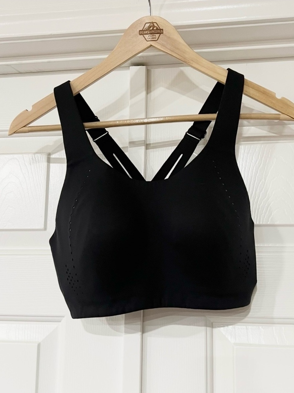 Lululemon | Line Dry Support Cross Over Black Sport Bra